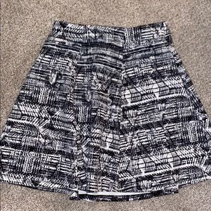 Dillards woman’s black and white skater skirt!